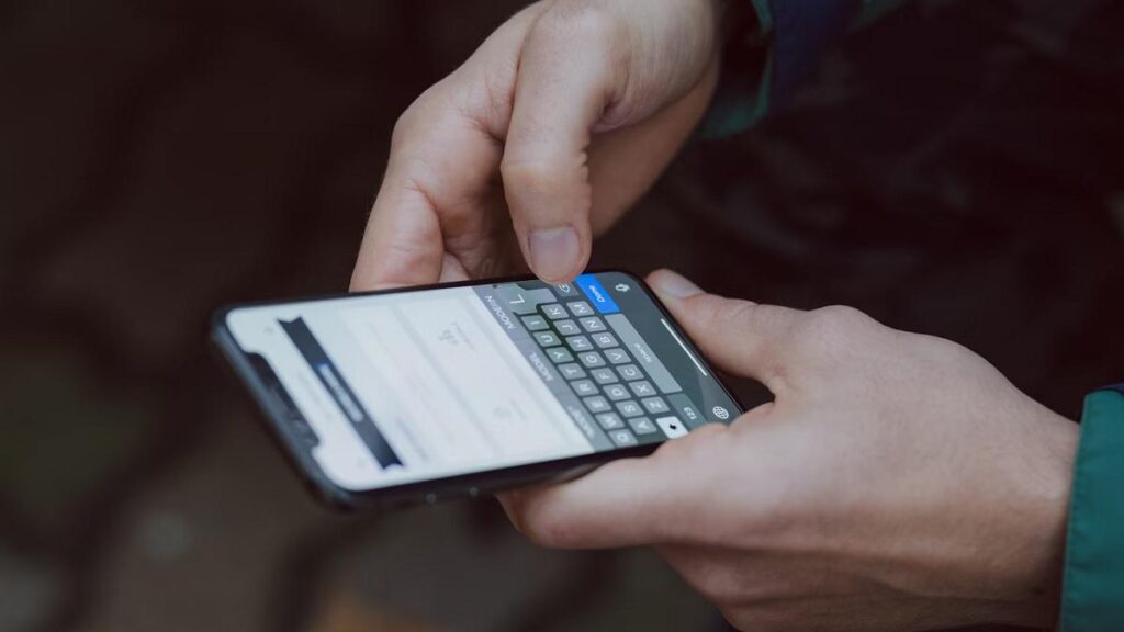foto: cara membedakan sms otp palsu