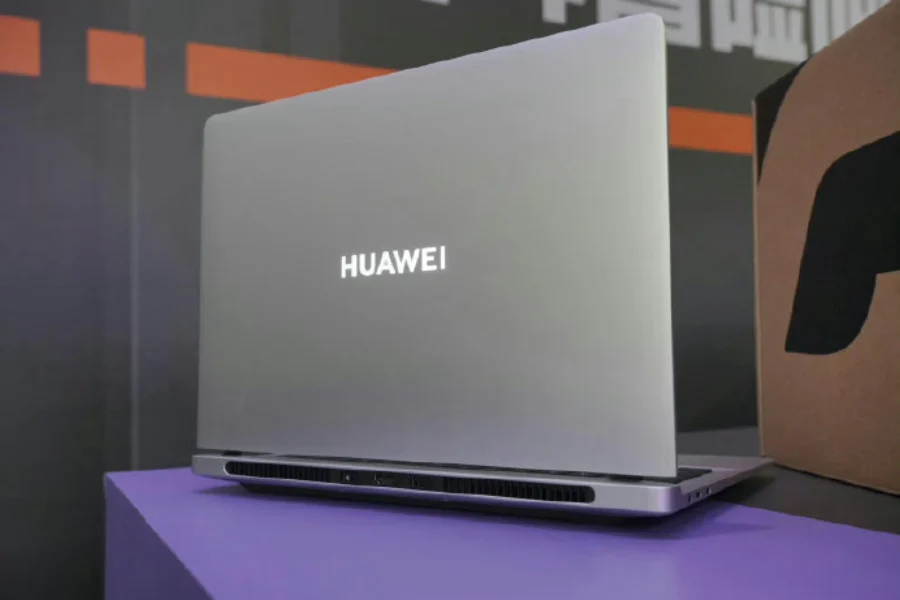 foto: huawei matebook gt