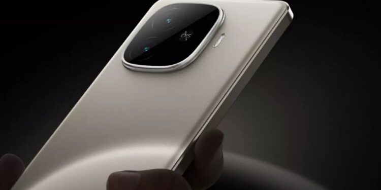 foto: iqoo z10 turbo plus
