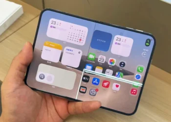 foto: layar iphone duo retak